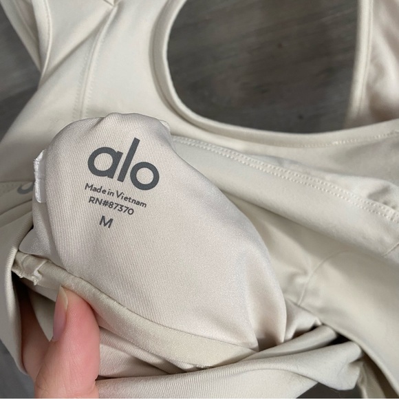 Alo Wild Thing Bra - Picture 5 of 6